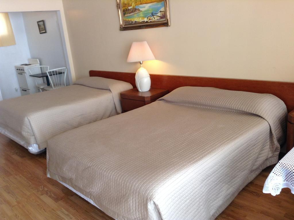 Motel Rive Du Lac Saint-Zotique Exterior photo