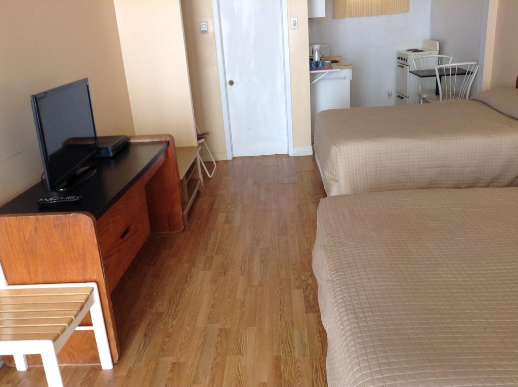 Motel Rive Du Lac Saint-Zotique Room photo