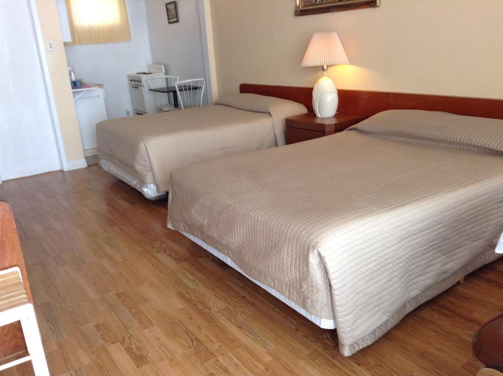 Motel Rive Du Lac Saint-Zotique Room photo